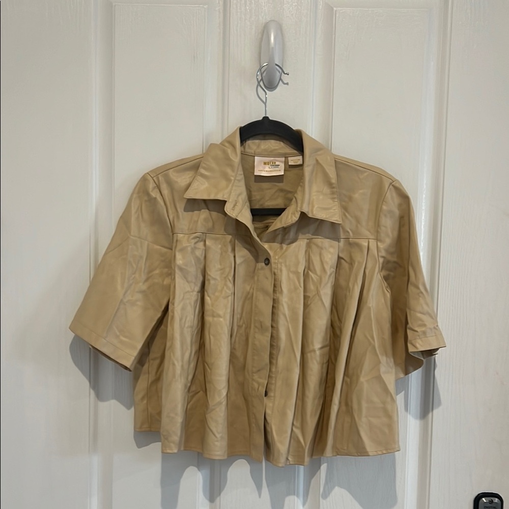 š¤Maeve Pleated Faux Leather Shirt - Picture 3 of 7